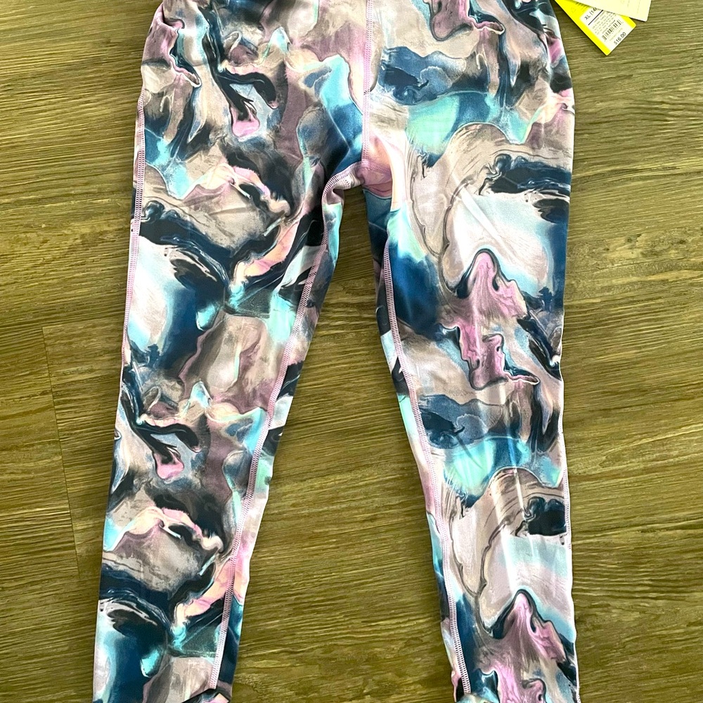 ⭐️ 5/$40 Cute leggings fashion multi purple color.